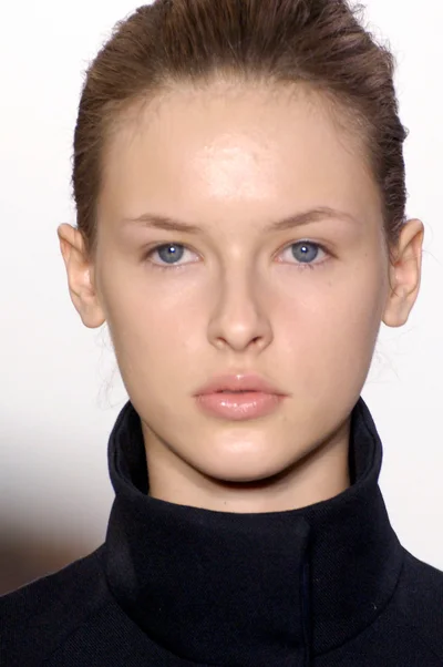 Look 16